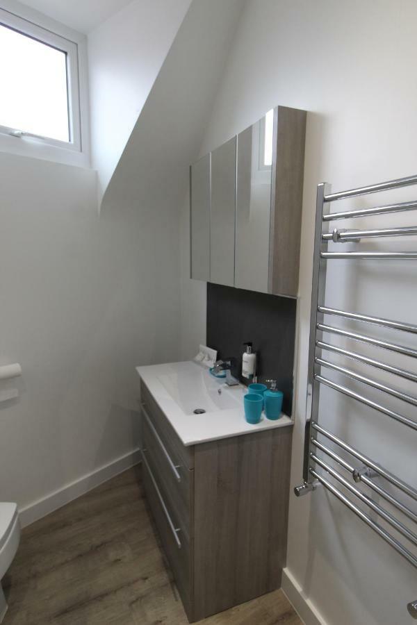 2 Serviced Apartments In Childwall-South Liverpool - Each Apartment Sleeps 6 Buitenkant foto